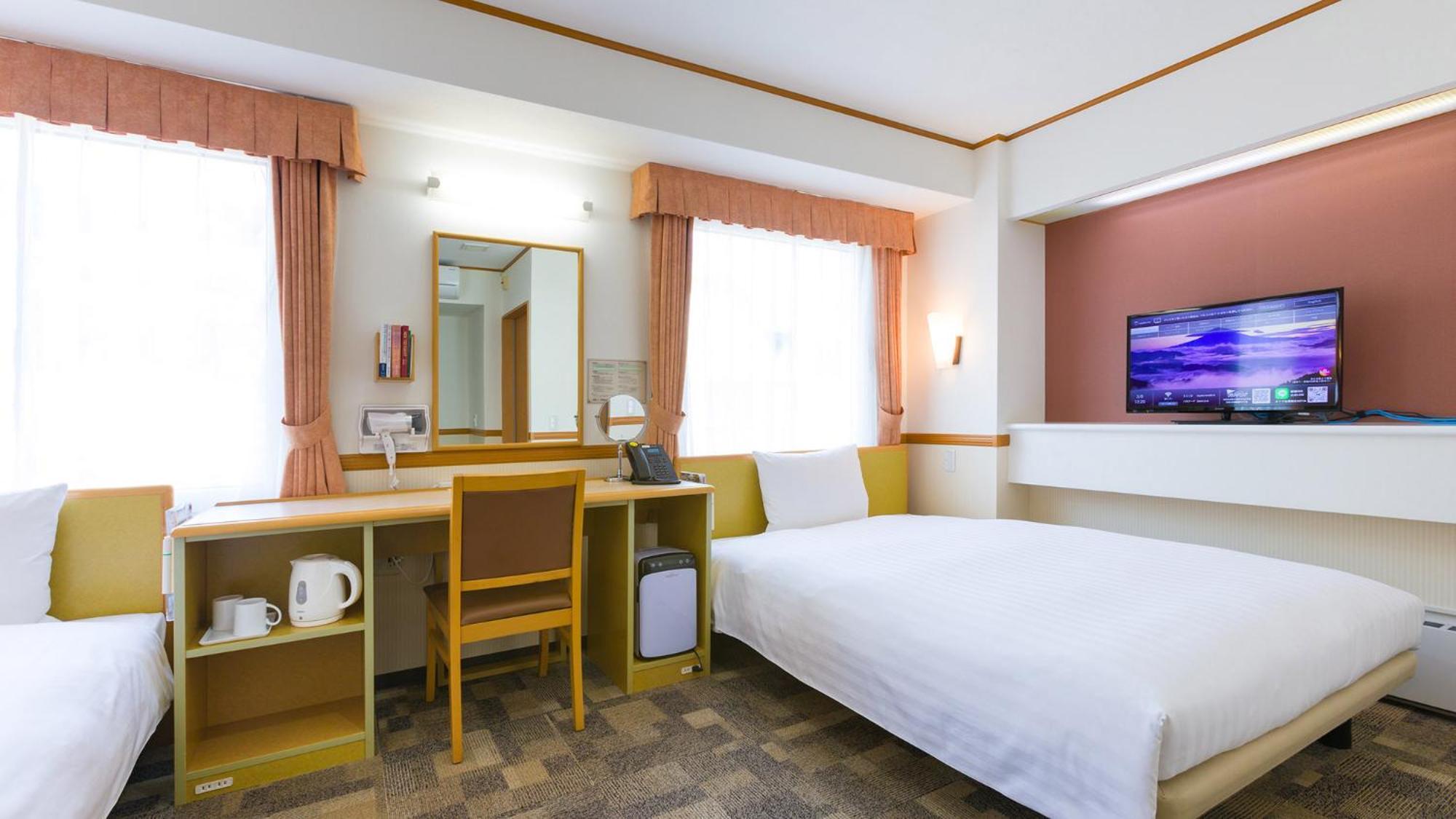 Toyoko Inn Yonezawa Ekimae Δωμάτιο φωτογραφία